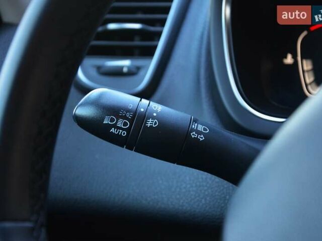 Серый Рено Сценик, объемом двигателя 1.33 л и пробегом 98 тыс. км за 17999 $, фото 28 на Automoto.ua