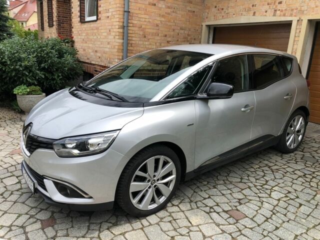 Сірий Рено Сценік, об'ємом двигуна 1.7 л та пробігом 129 тис. км за 9000 $, фото 6 на Automoto.ua