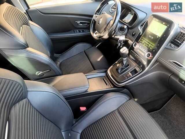 Сірий Рено Сценік, об'ємом двигуна 1.75 л та пробігом 230 тис. км за 16500 $, фото 46 на Automoto.ua