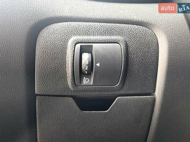 Сірий Рено Сценік, об'ємом двигуна 1.75 л та пробігом 230 тис. км за 16500 $, фото 125 на Automoto.ua