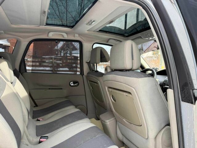 Сірий Рено Сценік, об'ємом двигуна 2 л та пробігом 242 тис. км за 4000 $, фото 19 на Automoto.ua