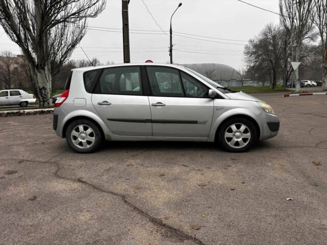 Сірий Рено Сценік, об'ємом двигуна 2 л та пробігом 250 тис. км за 4600 $, фото 5 на Automoto.ua