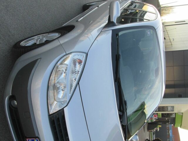 Серый Рено Сценик, объемом двигателя 1.6 л и пробегом 193 тыс. км за 4999 $, фото 2 на Automoto.ua