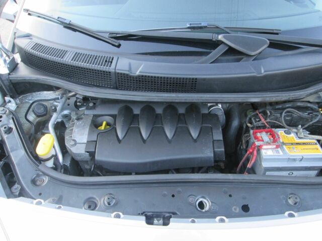 Серый Рено Сценик, объемом двигателя 1.6 л и пробегом 193 тыс. км за 4999 $, фото 23 на Automoto.ua