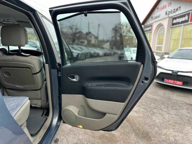 Серый Рено Сценик, объемом двигателя 1.5 л и пробегом 265 тыс. км за 5790 $, фото 11 на Automoto.ua