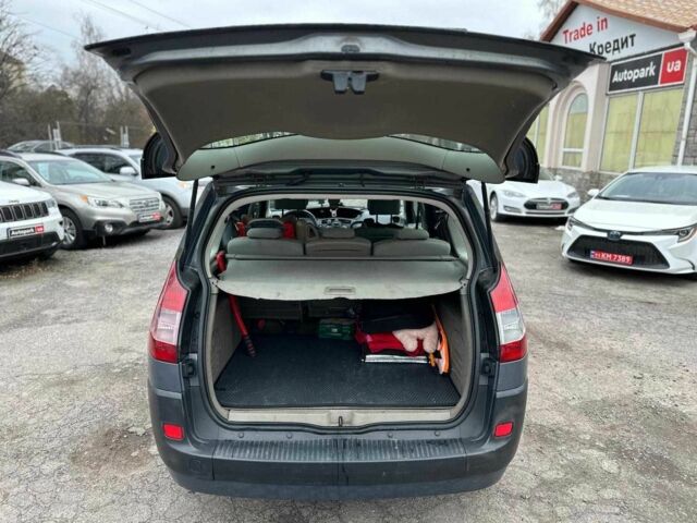 Серый Рено Сценик, объемом двигателя 1.5 л и пробегом 265 тыс. км за 5790 $, фото 16 на Automoto.ua