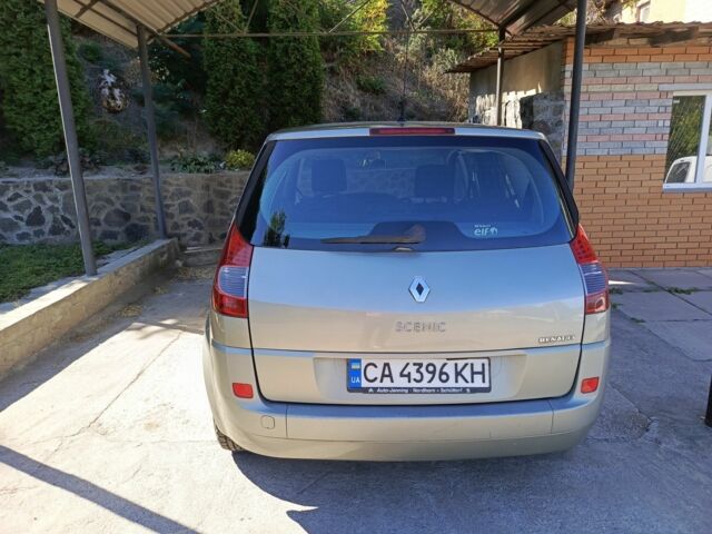Серый Рено Сценик, объемом двигателя 1.6 л и пробегом 181 тыс. км за 5400 $, фото 3 на Automoto.ua