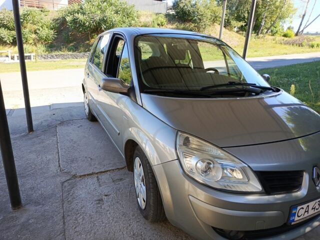 Серый Рено Сценик, объемом двигателя 1.6 л и пробегом 181 тыс. км за 5400 $, фото 1 на Automoto.ua