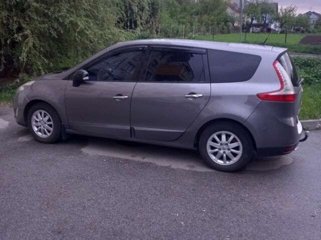 Сірий Рено Сценік, об'ємом двигуна 1.5 л та пробігом 280 тис. км за 8100 $, фото 4 на Automoto.ua