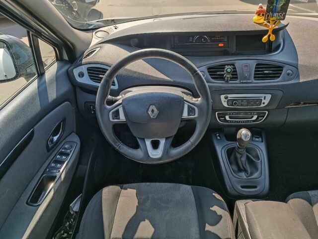 Сірий Рено Сценік, об'ємом двигуна 1.5 л та пробігом 330 тис. км за 6990 $, фото 23 на Automoto.ua
