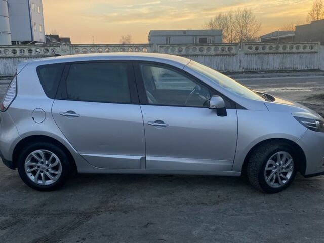 Сірий Рено Сценік, об'ємом двигуна 1.5 л та пробігом 295 тис. км за 8200 $, фото 8 на Automoto.ua