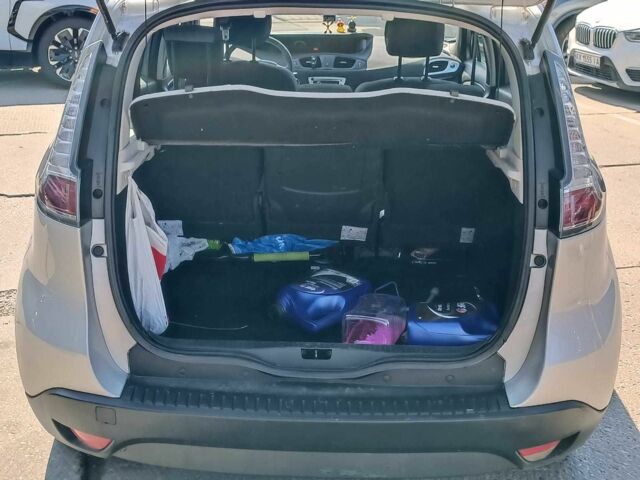 Сірий Рено Сценік, об'ємом двигуна 1.5 л та пробігом 330 тис. км за 6990 $, фото 17 на Automoto.ua