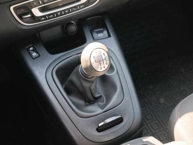 Сірий Рено Сценік, об'ємом двигуна 1.5 л та пробігом 330 тис. км за 6990 $, фото 8 на Automoto.ua