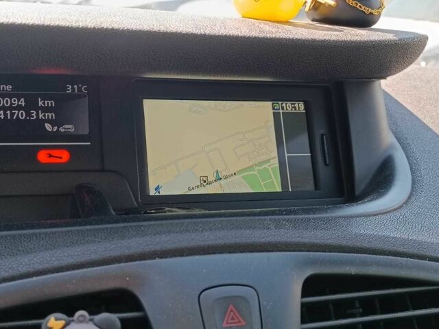 Сірий Рено Сценік, об'ємом двигуна 1.5 л та пробігом 330 тис. км за 6990 $, фото 5 на Automoto.ua