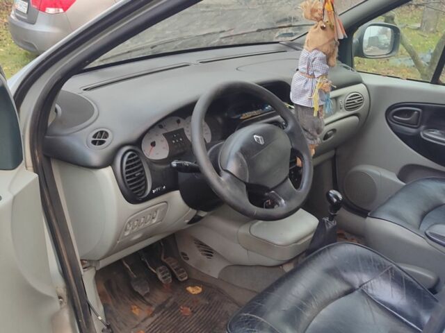 Серый Рено Сценик, объемом двигателя 2 л и пробегом 200 тыс. км за 2342 $, фото 2 на Automoto.ua