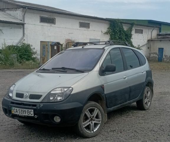 Серый Рено Сценик, объемом двигателя 2 л и пробегом 299 тыс. км за 1900 $, фото 1 на Automoto.ua