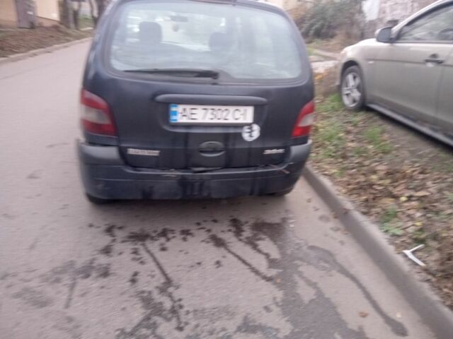 Синій Рено Сценік, об'ємом двигуна 1.6 л та пробігом 500 тис. км за 1186 $, фото 1 на Automoto.ua