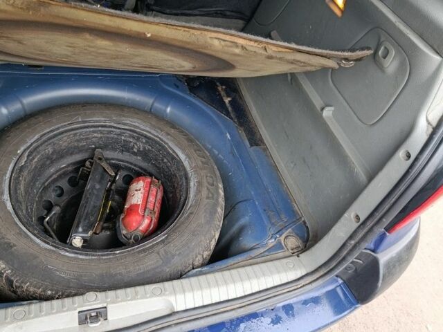 Синий Рено Сценик, объемом двигателя 2 л и пробегом 300 тыс. км за 1800 $, фото 3 на Automoto.ua