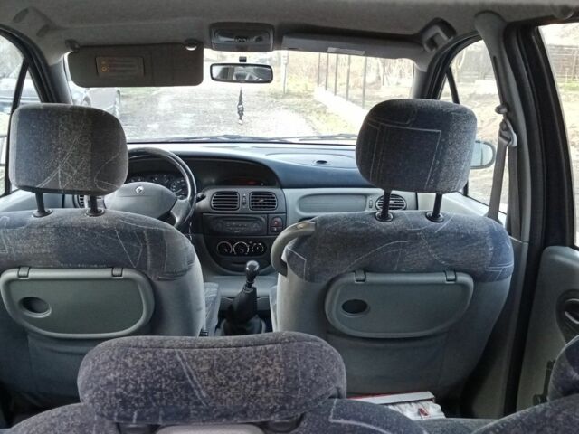 Синий Рено Сценик, объемом двигателя 1.6 л и пробегом 210 тыс. км за 1600 $, фото 10 на Automoto.ua