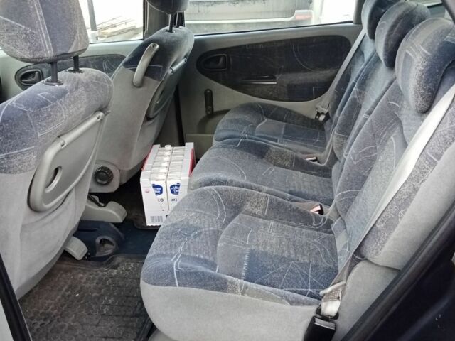 Синий Рено Сценик, объемом двигателя 1.6 л и пробегом 210 тыс. км за 1600 $, фото 12 на Automoto.ua