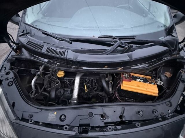 Синий Рено Сценик, объемом двигателя 1.5 л и пробегом 300 тыс. км за 1900 $, фото 6 на Automoto.ua