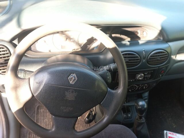 Синий Рено Сценик, объемом двигателя 1.9 л и пробегом 350 тыс. км за 1800 $, фото 4 на Automoto.ua