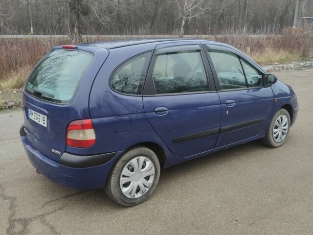 Синий Рено Сценик, объемом двигателя 0 л и пробегом 220 тыс. км за 2950 $, фото 2 на Automoto.ua