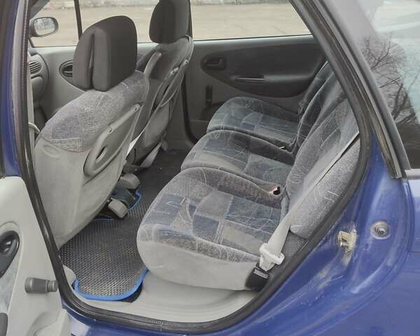 Синий Рено Сценик, объемом двигателя 1.9 л и пробегом 220 тыс. км за 2950 $, фото 5 на Automoto.ua