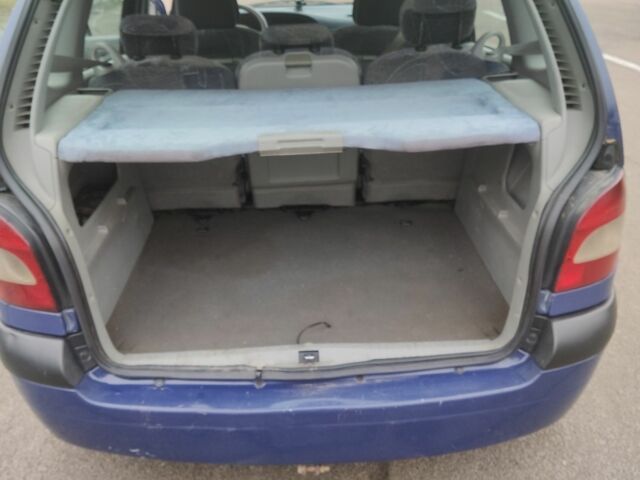 Синий Рено Сценик, объемом двигателя 0 л и пробегом 220 тыс. км за 2950 $, фото 7 на Automoto.ua