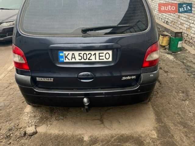 Синий Рено Сценик, объемом двигателя 1.6 л и пробегом 445 тыс. км за 3000 $, фото 1 на Automoto.ua
