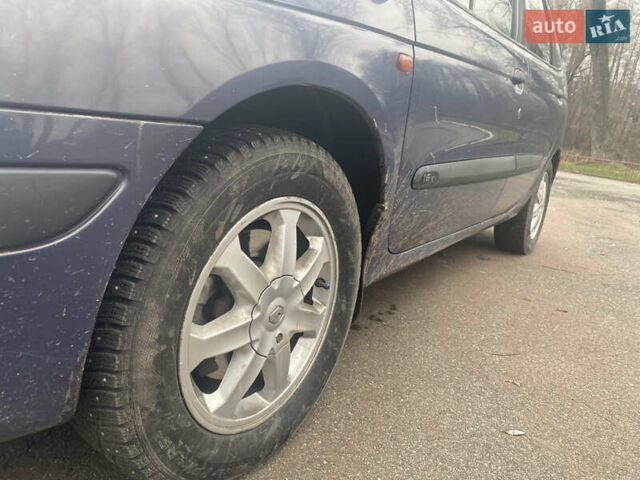 Синій Рено Сценік, об'ємом двигуна 1.6 л та пробігом 176 тис. км за 3850 $, фото 5 на Automoto.ua