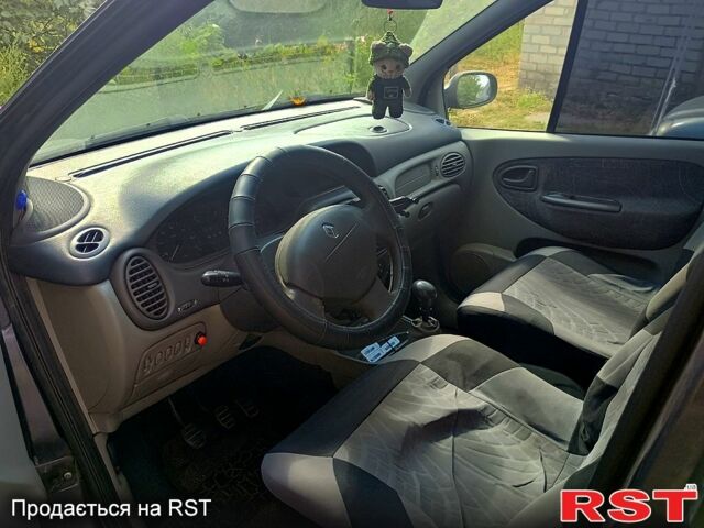 Синий Рено Сценик, объемом двигателя 1.6 л и пробегом 248 тыс. км за 3200 $, фото 5 на Automoto.ua