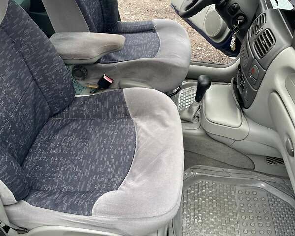 Синій Рено Сценік, об'ємом двигуна 2 л та пробігом 280 тис. км за 3700 $, фото 10 на Automoto.ua