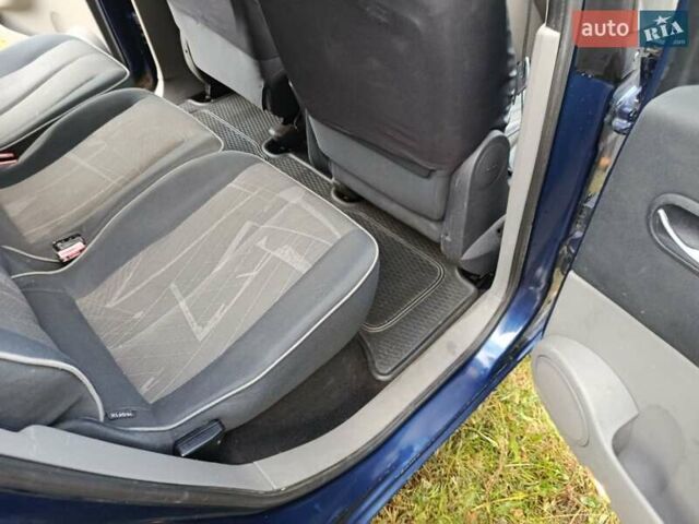 Синій Рено Сценік, об'ємом двигуна 1.6 л та пробігом 365 тис. км за 4200 $, фото 2 на Automoto.ua