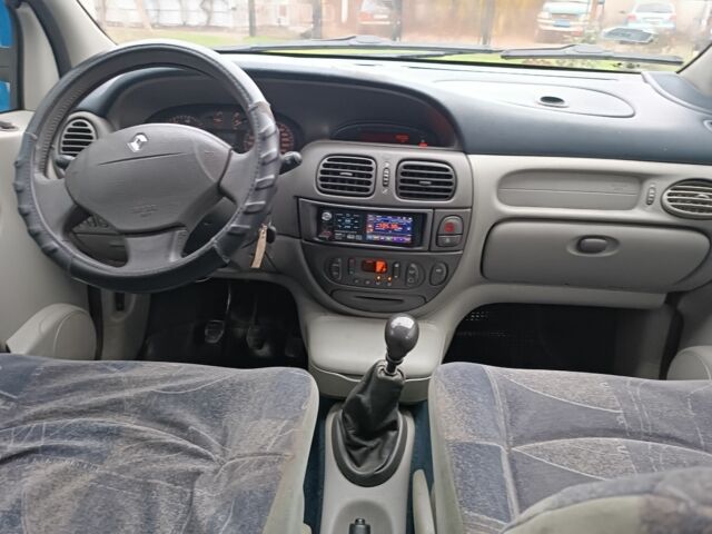 Синий Рено Сценик, объемом двигателя 1.9 л и пробегом 250 тыс. км за 2450 $, фото 6 на Automoto.ua