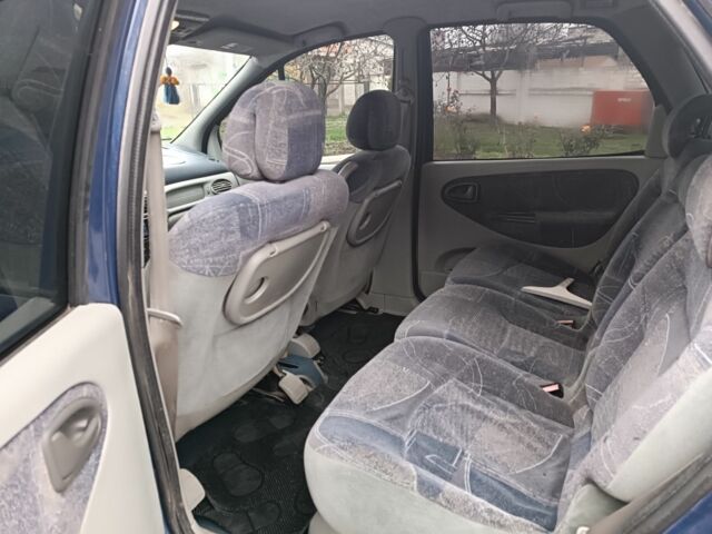 Синий Рено Сценик, объемом двигателя 1.9 л и пробегом 250 тыс. км за 2450 $, фото 12 на Automoto.ua