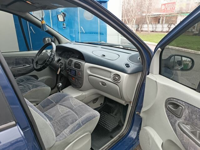 Синий Рено Сценик, объемом двигателя 1.9 л и пробегом 250 тыс. км за 2450 $, фото 10 на Automoto.ua