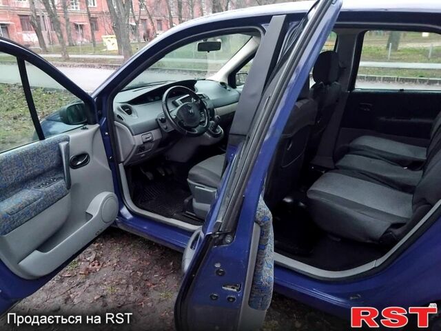 Синій Рено Сценік, об'ємом двигуна 1.5 л та пробігом 160 тис. км за 4200 $, фото 3 на Automoto.ua