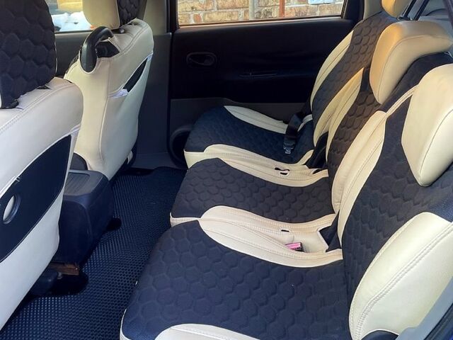 Синій Рено Сценік, об'ємом двигуна 1.5 л та пробігом 335 тис. км за 4000 $, фото 5 на Automoto.ua