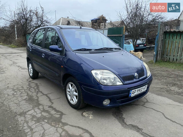 Синій Рено Сценік, об'ємом двигуна 1.6 л та пробігом 249 тис. км за 2750 $, фото 3 на Automoto.ua
