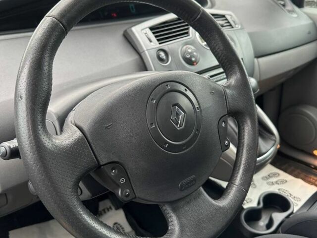 Синий Рено Сценик, объемом двигателя 2 л и пробегом 226 тыс. км за 4500 $, фото 5 на Automoto.ua