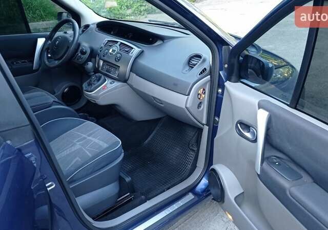 Синий Рено Сценик, объемом двигателя 1.9 л и пробегом 244 тыс. км за 3650 $, фото 26 на Automoto.ua