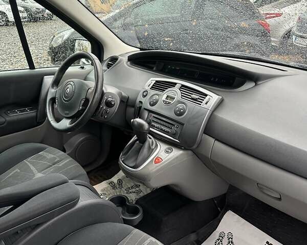 Синій Рено Сценік, об'ємом двигуна 2 л та пробігом 226 тис. км за 4500 $, фото 19 на Automoto.ua