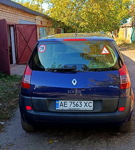 Синий Рено Сценик, объемом двигателя 1.6 л и пробегом 204 тыс. км за 4300 $, фото 2 на Automoto.ua