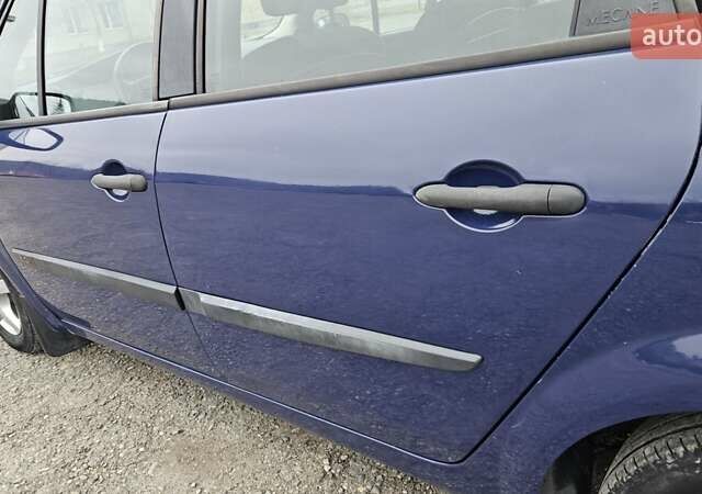Синий Рено Сценик, объемом двигателя 1.5 л и пробегом 300 тыс. км за 2999 $, фото 11 на Automoto.ua