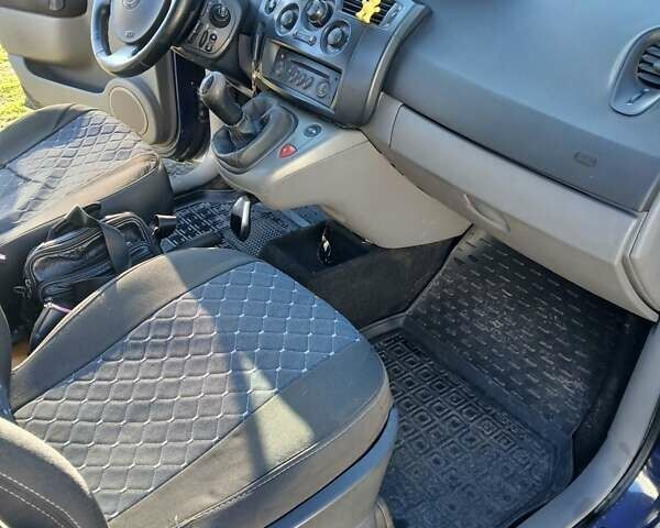 Синий Рено Сценик, объемом двигателя 1.5 л и пробегом 312 тыс. км за 5000 $, фото 5 на Automoto.ua