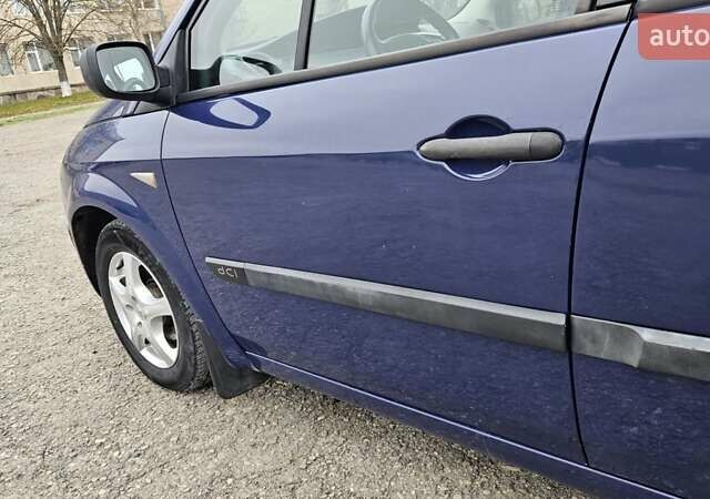 Синий Рено Сценик, объемом двигателя 1.5 л и пробегом 300 тыс. км за 2999 $, фото 14 на Automoto.ua