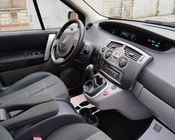 Синий Рено Сценик, объемом двигателя 1.6 л и пробегом 176 тыс. км за 5450 $, фото 104 на Automoto.ua