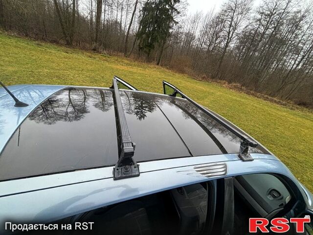 Синий Рено Сценик, объемом двигателя 1.9 л и пробегом 290 тыс. км за 4800 $, фото 9 на Automoto.ua