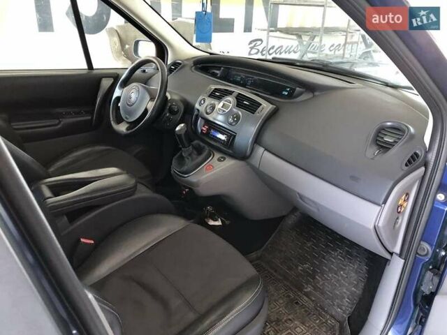 Синій Рено Сценік, об'ємом двигуна 1.6 л та пробігом 190 тис. км за 5300 $, фото 4 на Automoto.ua